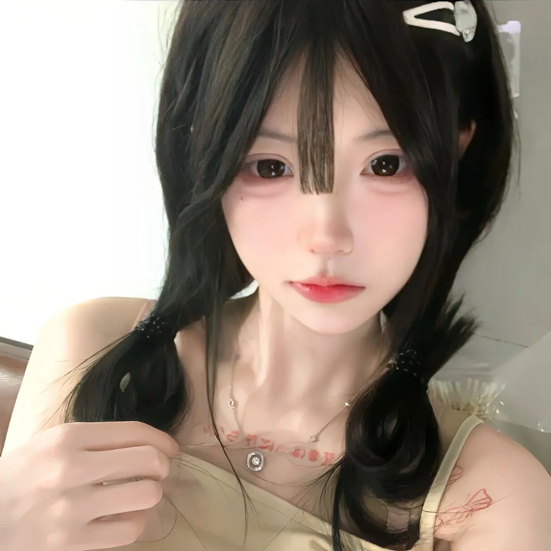 黑色五叶草